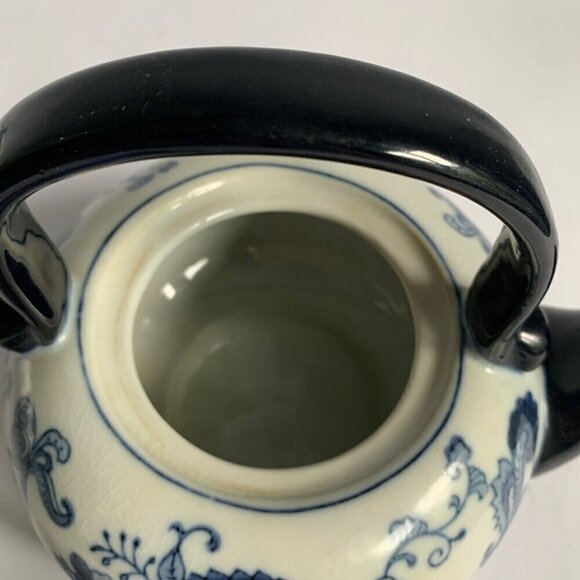 Pier 1 One Imports White Blue Paisley Floral Teapot 4 Cups - Picture 11 of 13